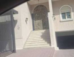  للايجار شقه كبيره و صغيره فالعمريه من المالك مباشره لعوائل كويتيه  فقط 