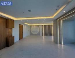  توفر نص دور تجاري في برج كتير راقي بموقع متميز بالقبله المساحة ٩٥ م 