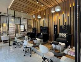  صالون VIP للإيجار ( خلو ) في صباح السالم قطعة 1 