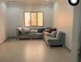  للايجار شقة في سعد العبد الله  قطعه 2 