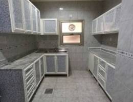  للايجار شقق بالمنقف قطعه ٤ سوبر ديلوكس 