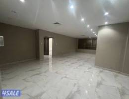  للايجار بجابر الاحمد دور بالعماير 5 غرف وديوانيه ايجار 700 د.ك 